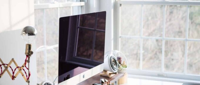 9 Home Office Spring Cleaning Quick Tips - square image